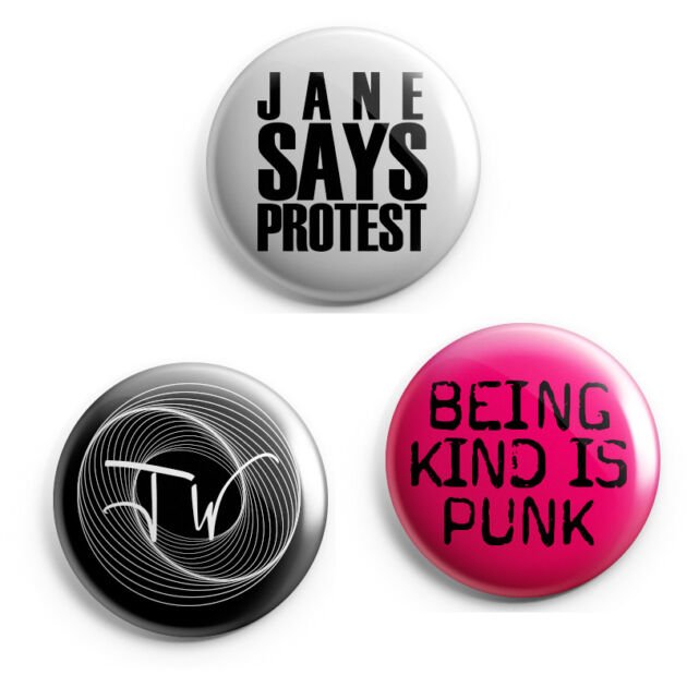 Buttons Trio